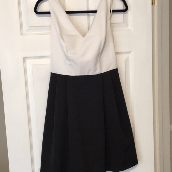 Black & White Short Party Dress - Picture 1 of 6